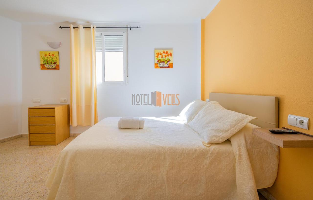 Hotel Velis Велес Экстерьер фото