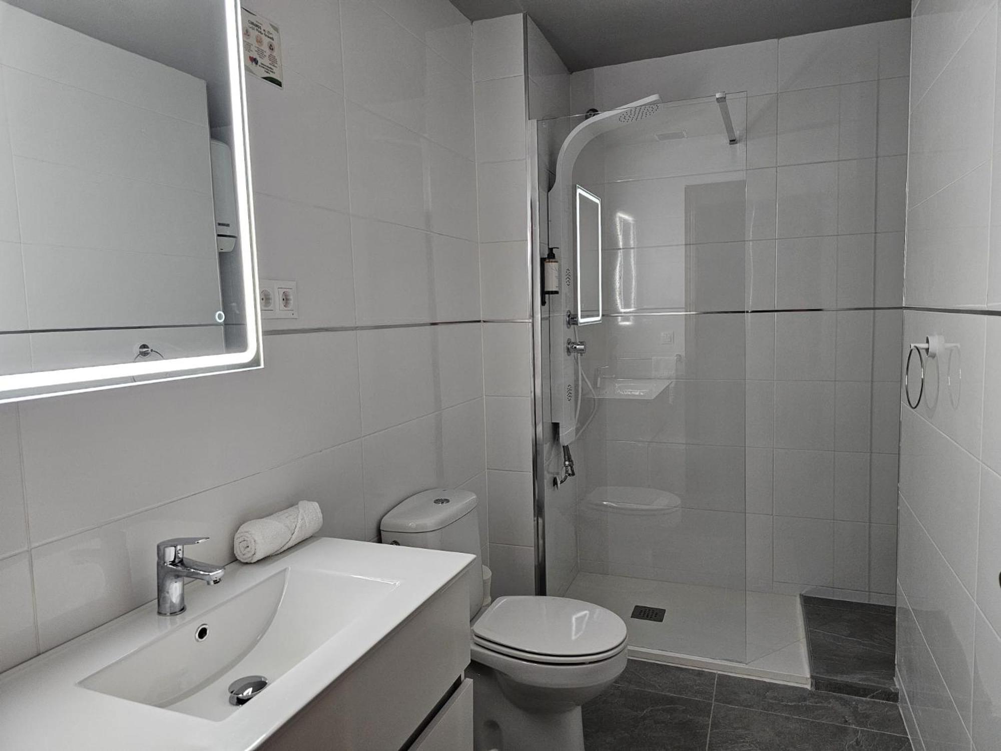 Hotel Velis Велес Экстерьер фото